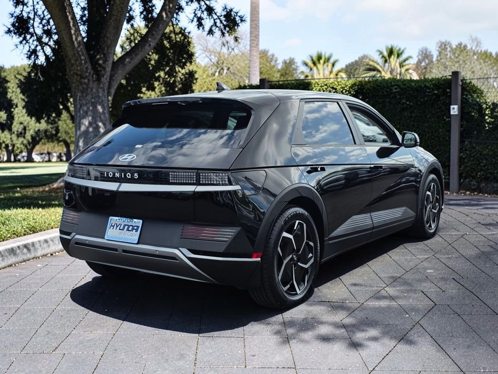 2022 Hyundai IONIQ 5 SE - Photo 5