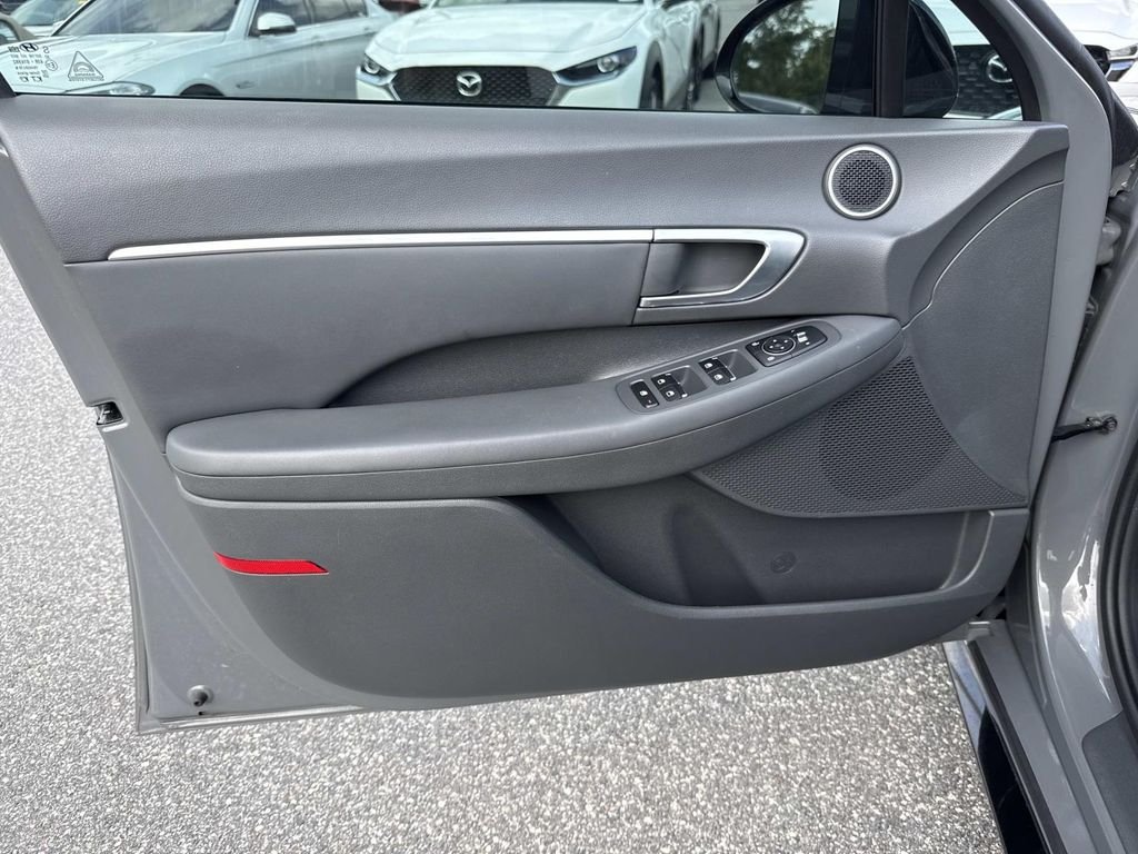 Used 2020 Gray Hyundai SEL Plus image 20