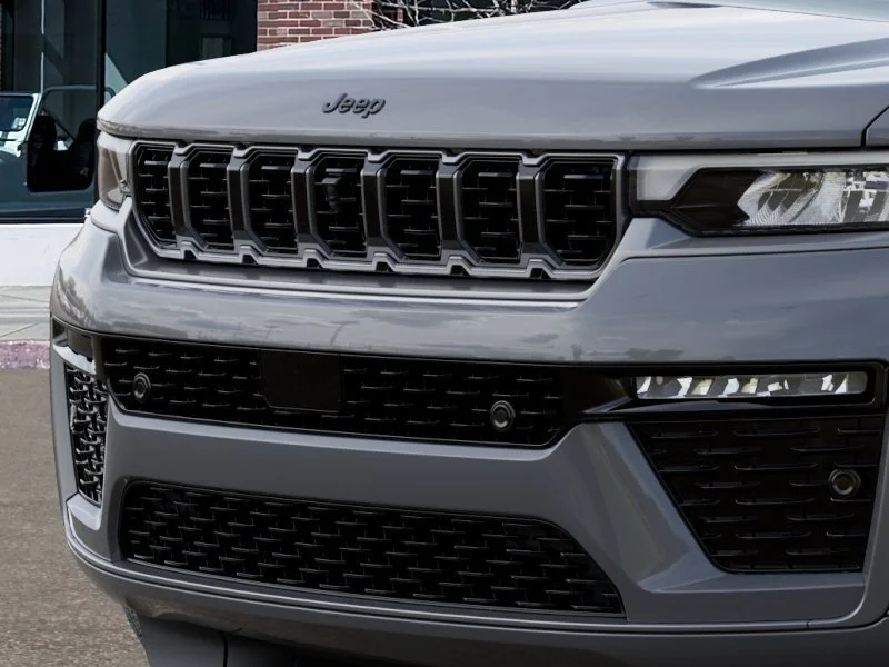 New 2027 Sting-Gray Clear-Coat Paint Jeep Summit image 11