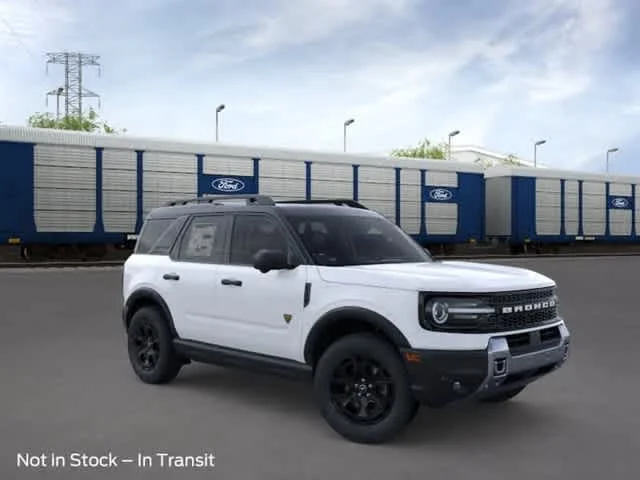 New 2026 Oxford White Ford Badlands image 7