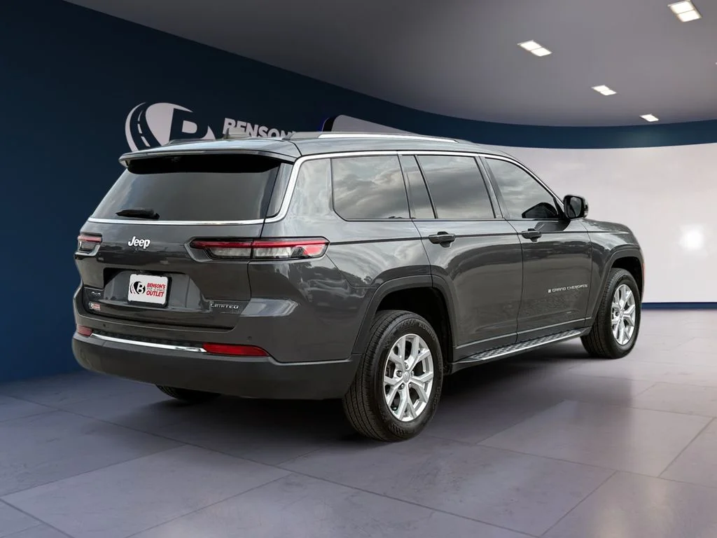Used 2023 Gray Jeep Limited image 5