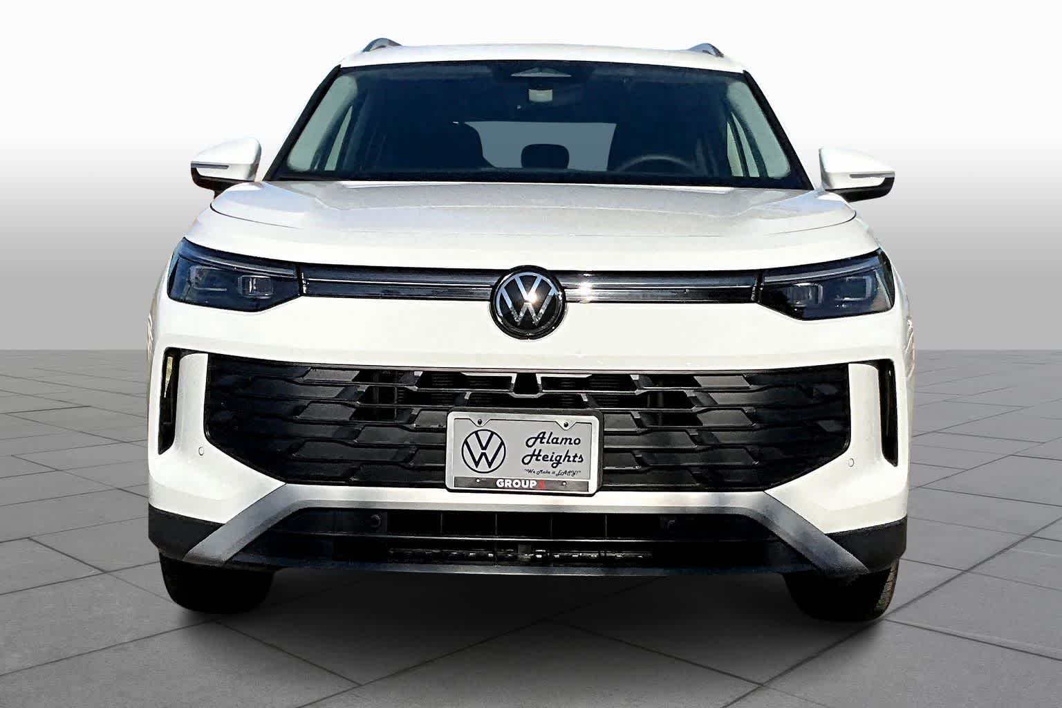 New 2026 Pure White Volkswagen 2.0T SE image 3