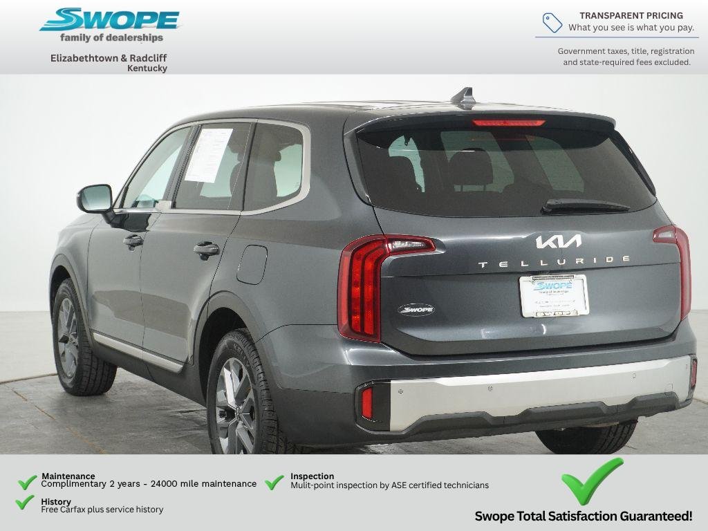 Used 2024 Gravity Gray Kia LX image 5