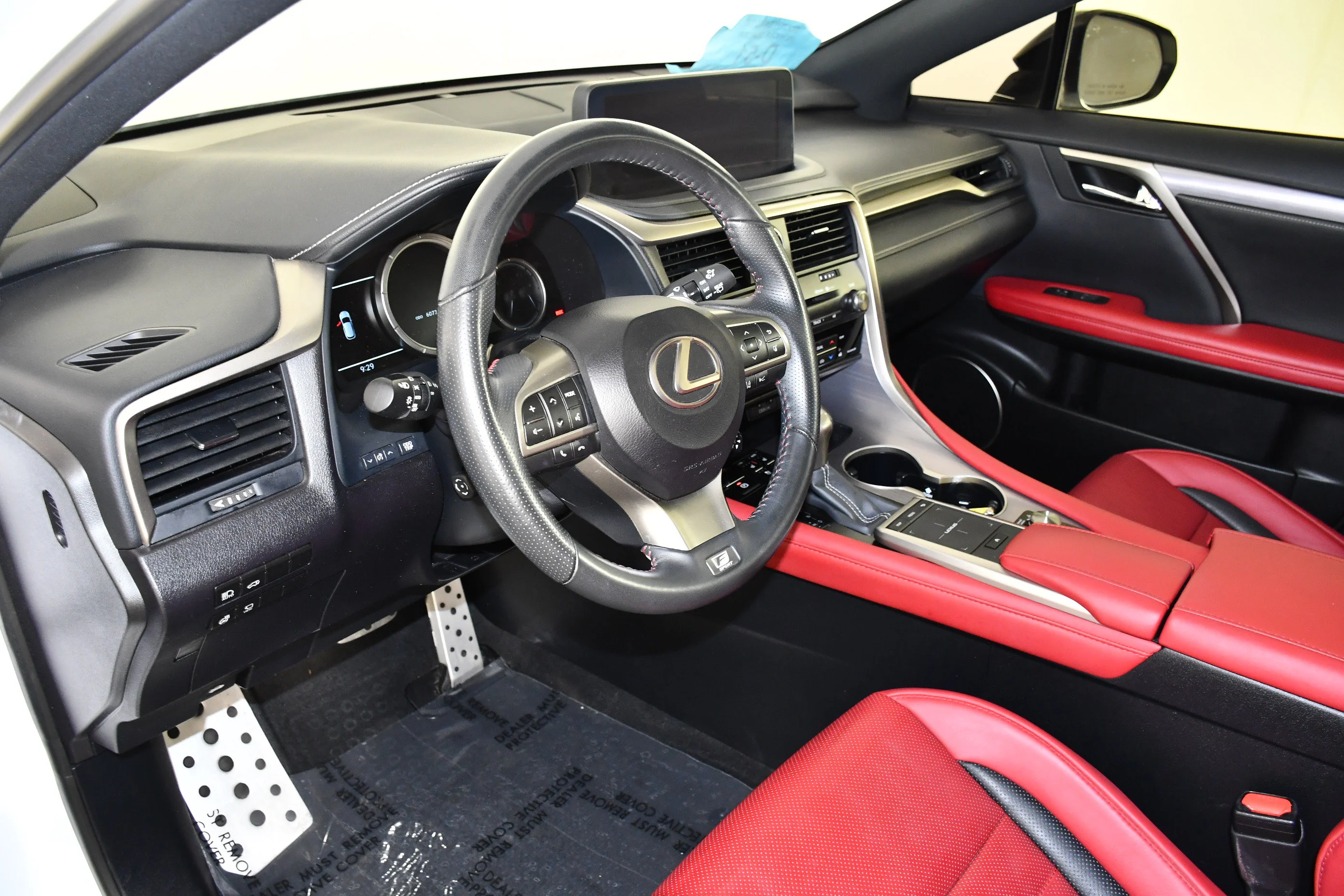 Used 2022 Ultra White Lexus RX 350 F SPORT Handling image 39