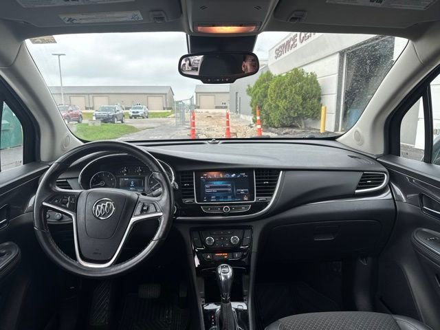 Photo 8