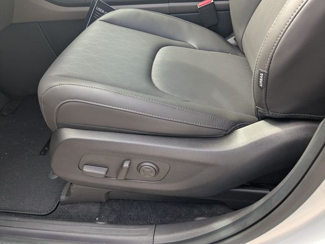 New 2026 Ivory Silver Kia EX image 22