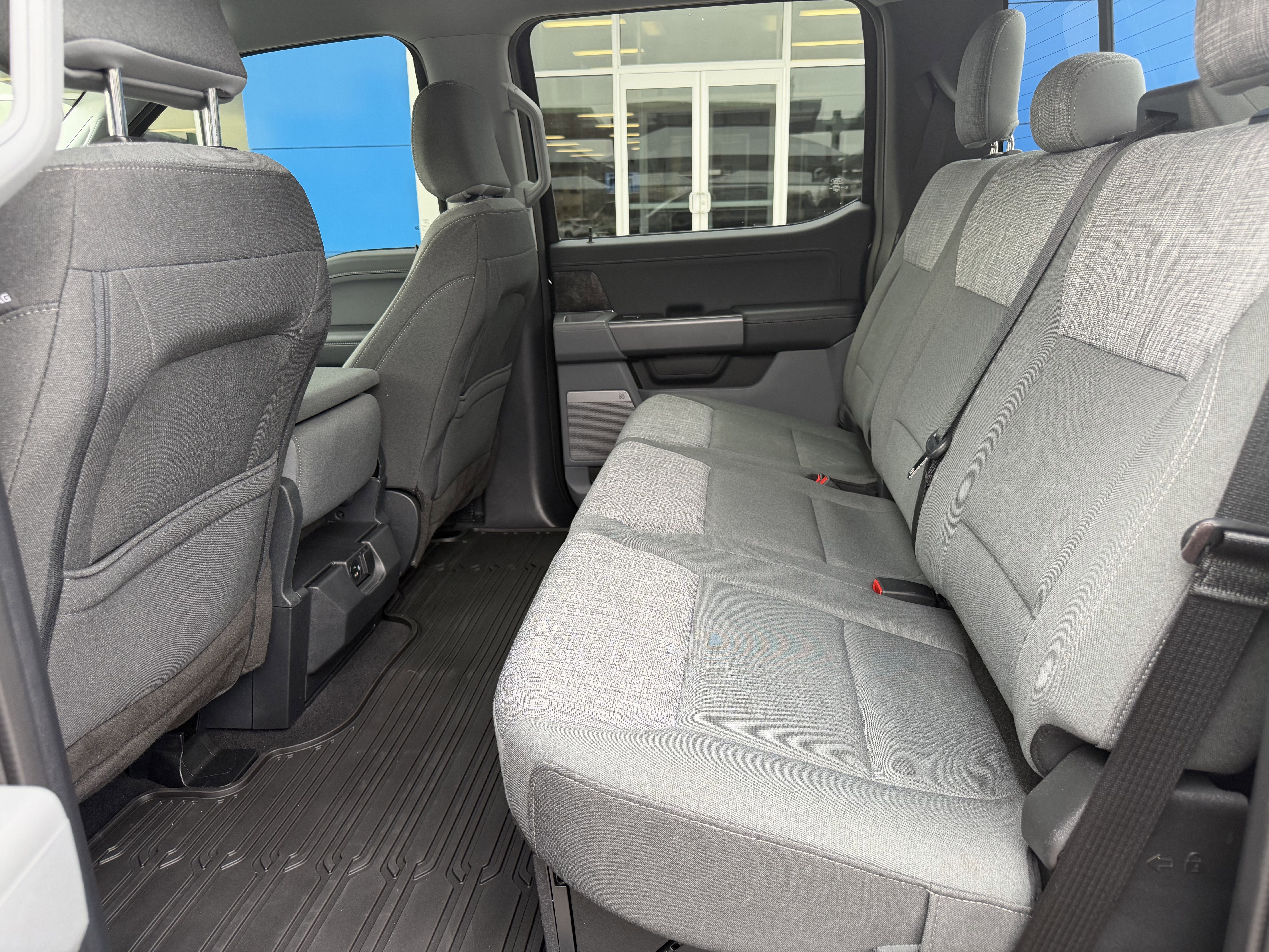 2023 Ford F-150 XLT - Photo 9