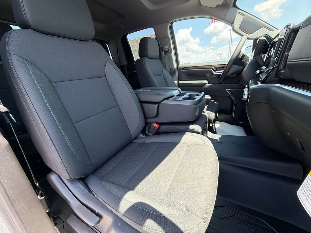 2026 GMC Sierra 1500 SLE - Photo 15