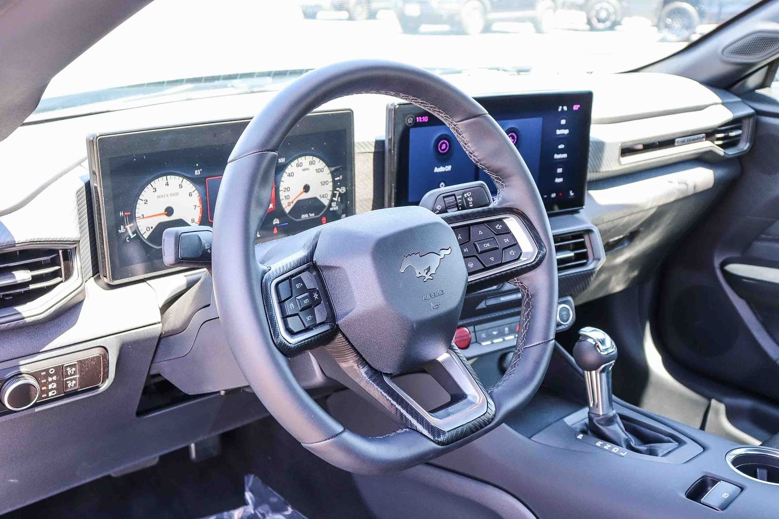 2026 Ford Mustang EcoBoost - Photo 15