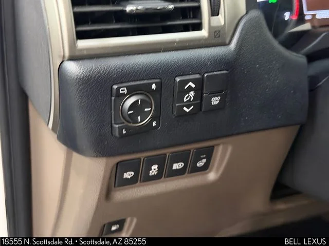 Certified Used 2021  Lexus 460 image 20