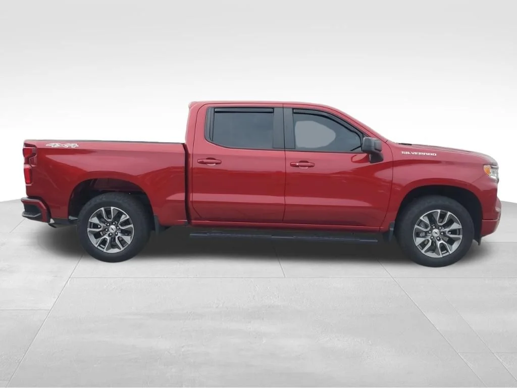 Used 2024 Red Chevrolet RST image 9