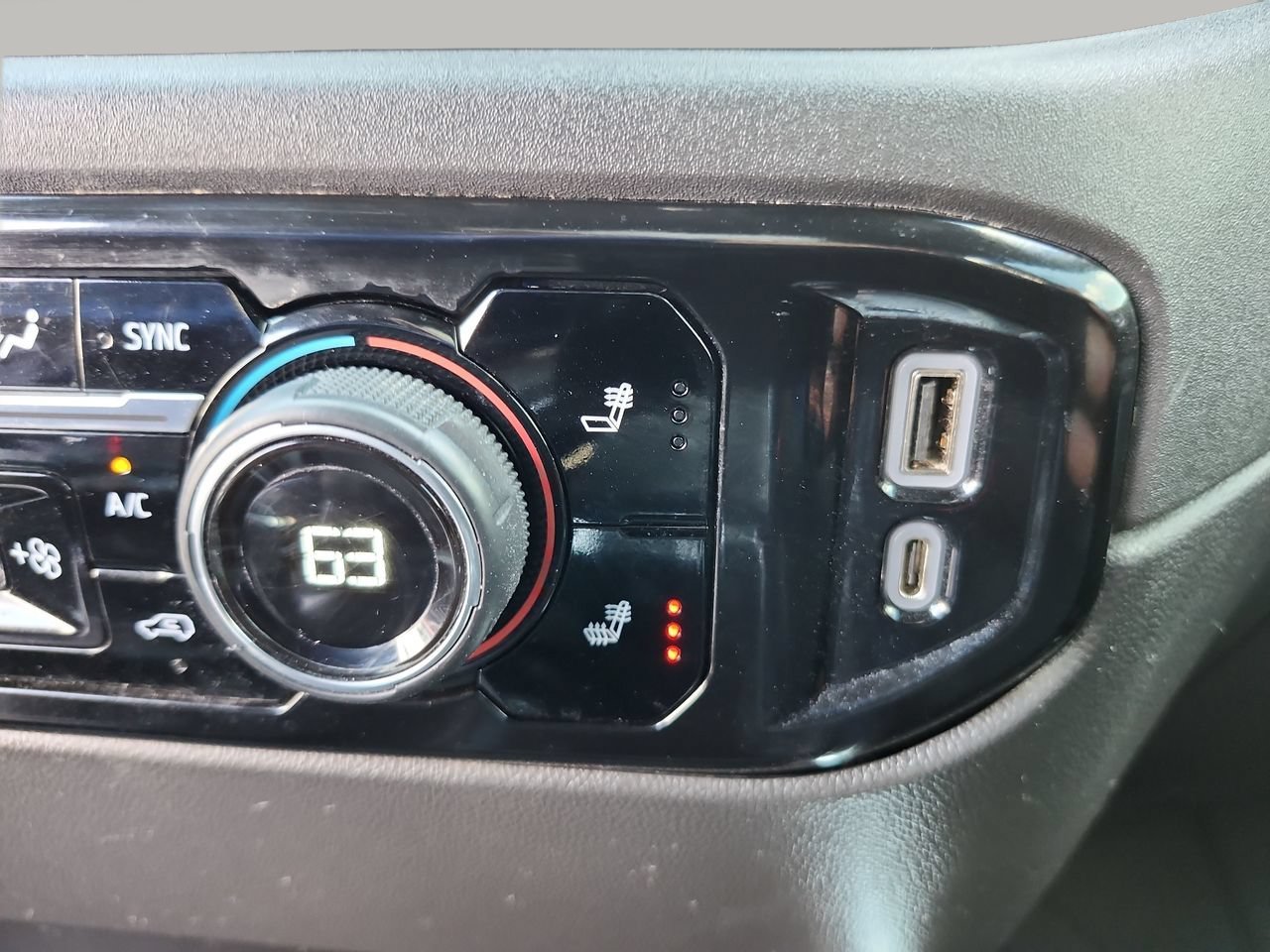 Used 2022 Summit White Chevrolet LT image 24