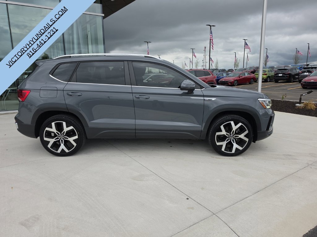 Used 2023 Gray Volkswagen 1.5T SEL image 7