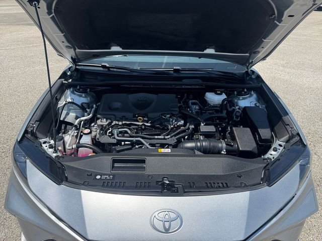 2025 Toyota Camry LE - Photo 21