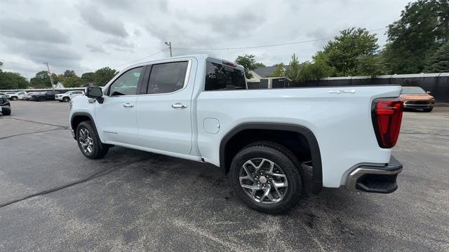 2026 GMC Sierra 1500 SLT - Photo 6