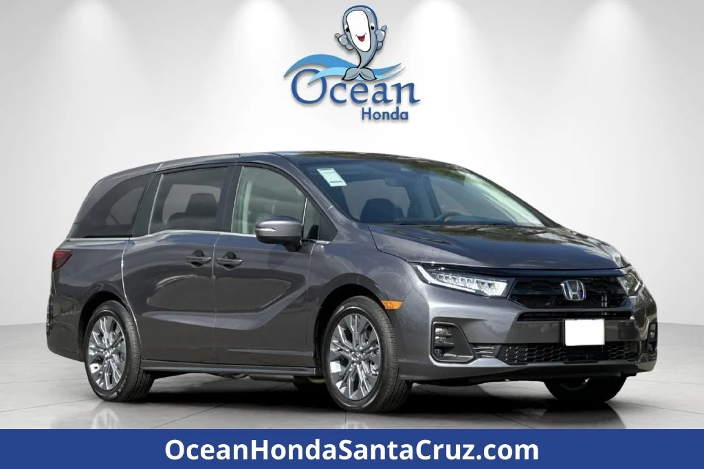 Used 2026 Modern Steel Metallic Honda Touring image 1