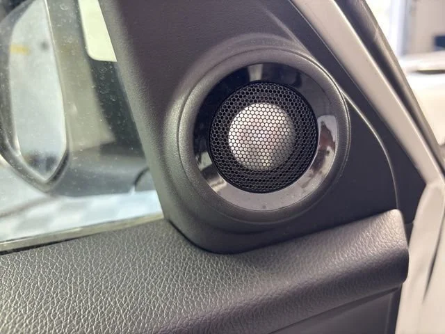 Used 2019 White Honda Touring image 19