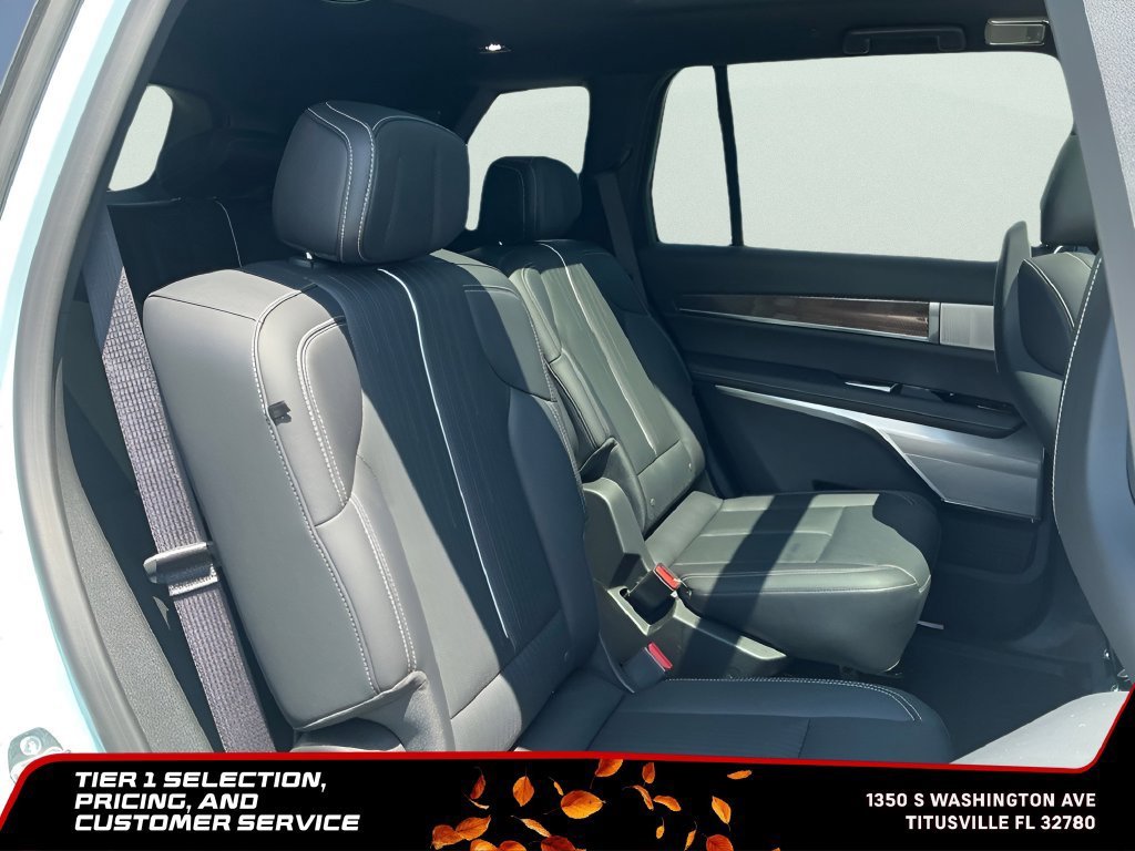Used 2026 Nimbus Metallic Cadillac Sport image 22