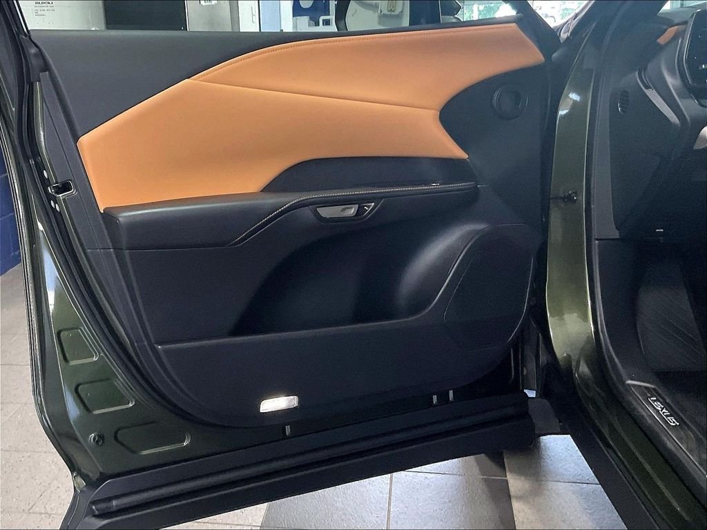 Used 2024 Green Lexus 350 Premium image 9