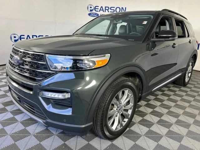 2024 Ford Explorer XLT