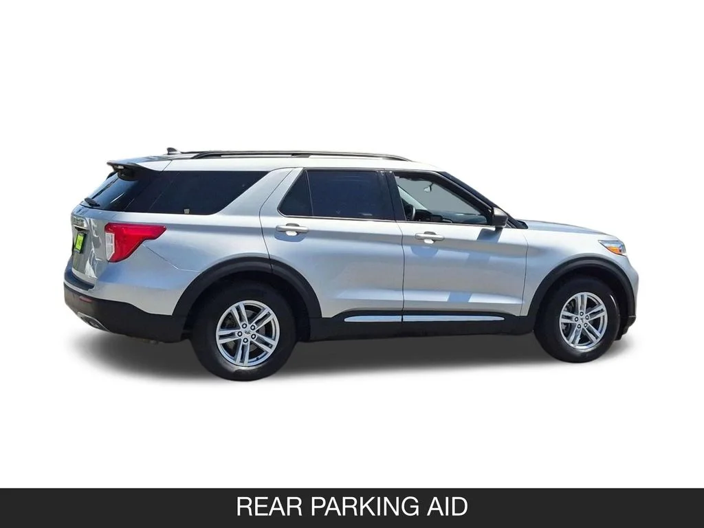 Used 2023 Silver Ford XLT image 6