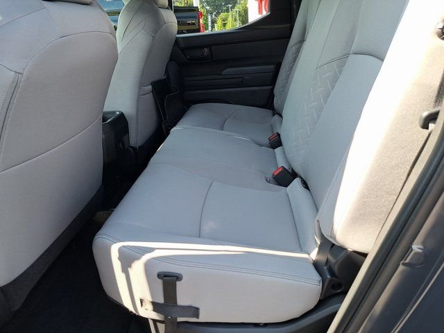 Used 2025  Toyota SR5 image 28