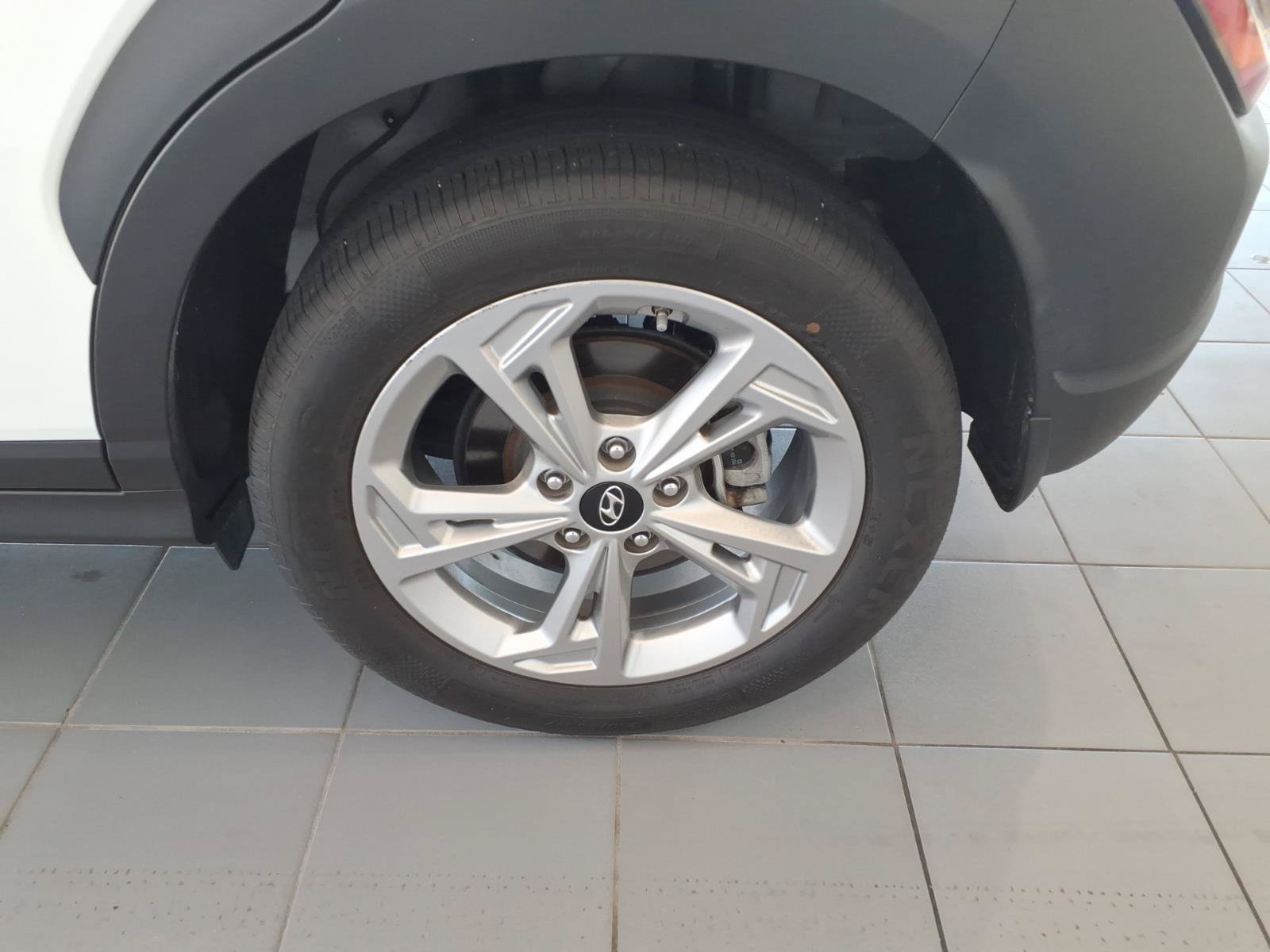 2023 Hyundai Kona SEL - Photo 16
