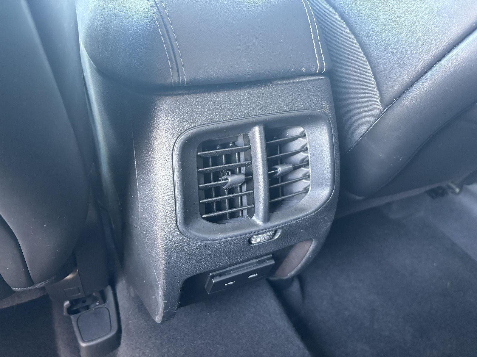 Used 2019 Diamond Black Crystal Pearlcoa Jeep Latitude Plus image 28
