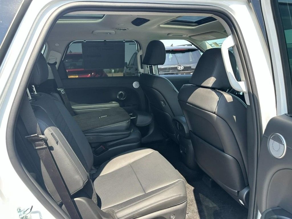 New 2026 White Hyundai Limited AWD image 22