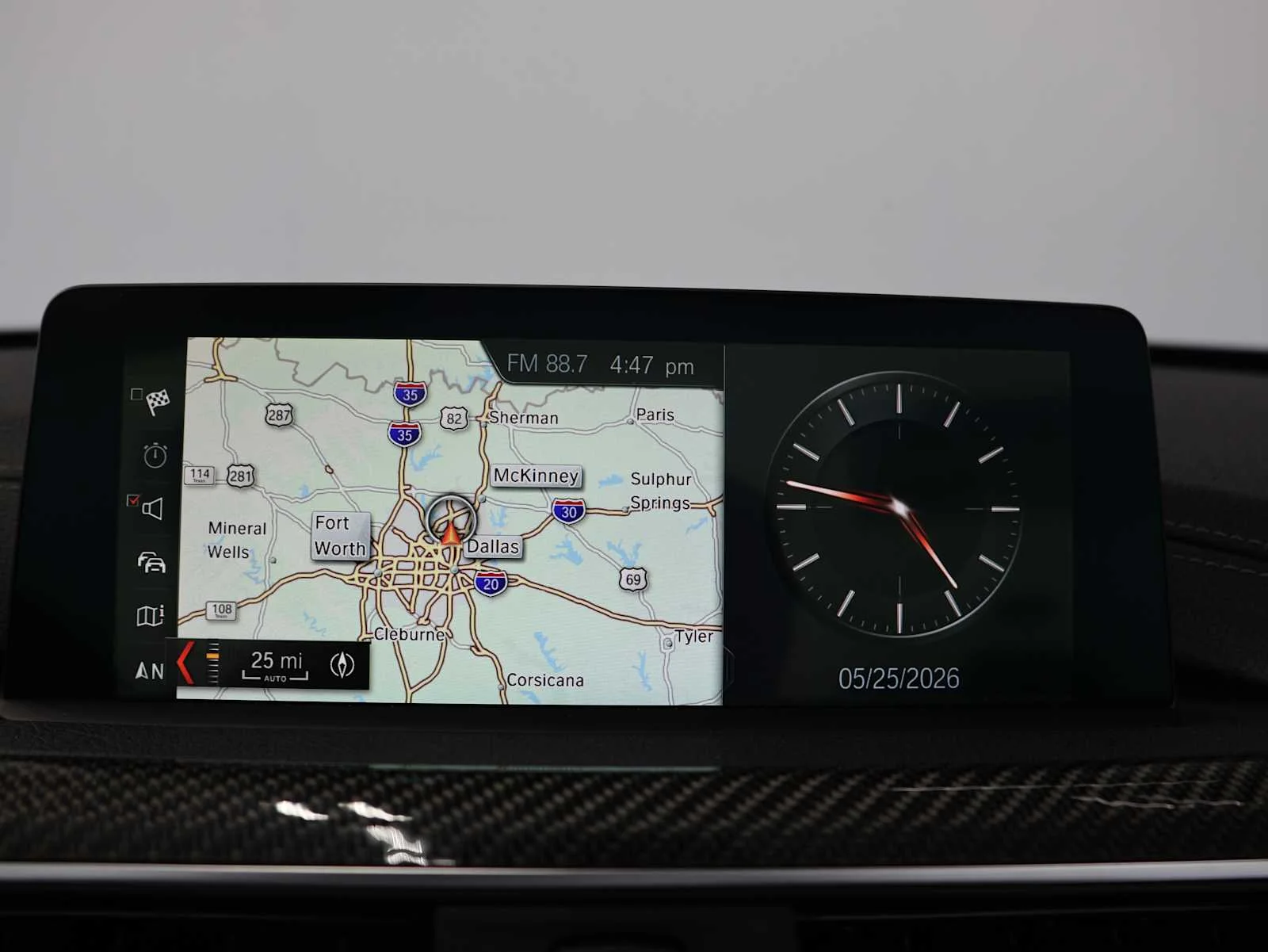 Used 2018 Black Sapphire Metallic BMW  image 17