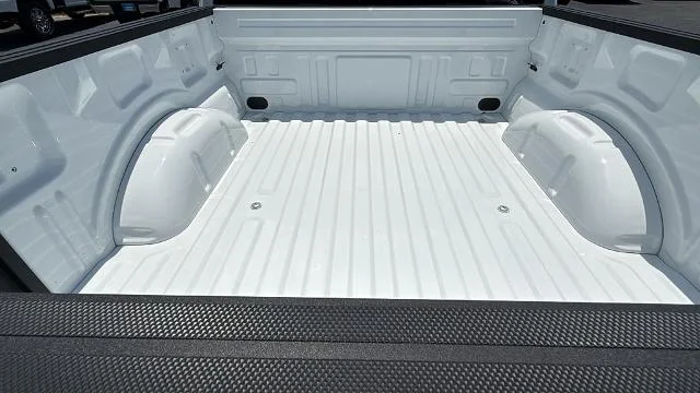 New 2026 Oxford White Ford Lariat® image 36