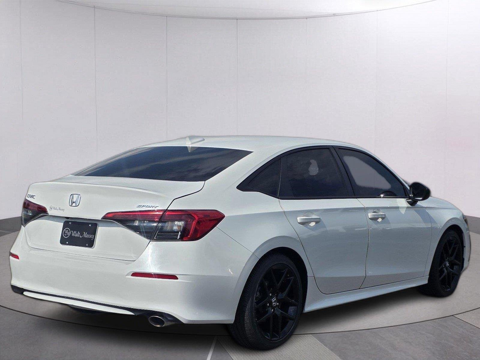 Used 2022 Platinum White Pearl Honda Sport image 5