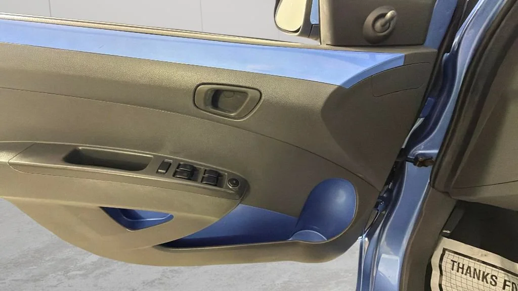 Used 2015 Metallic paint.) Chevrolet LS image 24