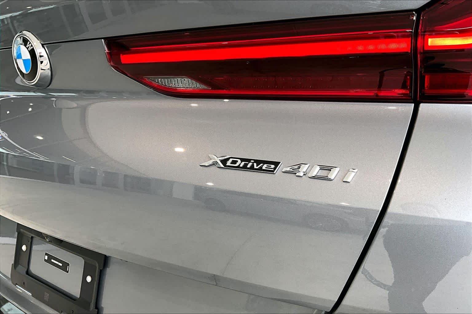 Certified Used 2026 Skyscraper Grey Metallic BMW xDrive40i image 9