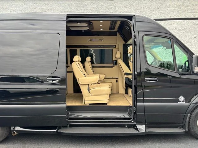 Used 2021 Black Mercedes-Benz Midwest Automotive Luxe Cruiser image 8
