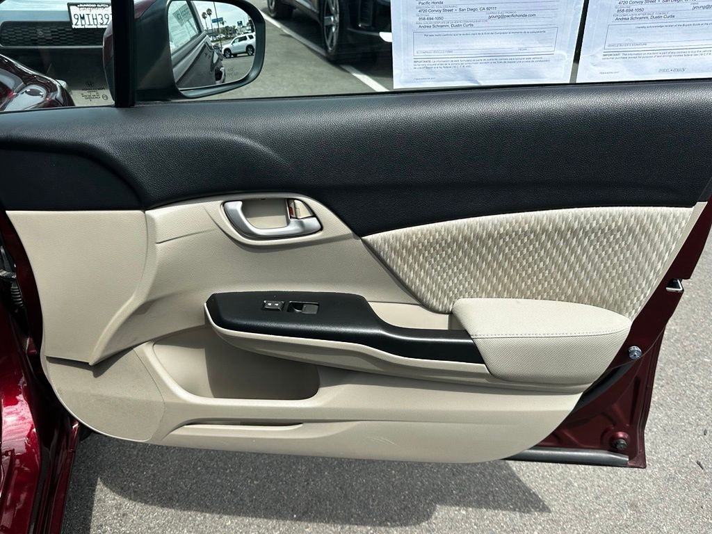 Used 2015 Crimson Pearl Honda LX image 14