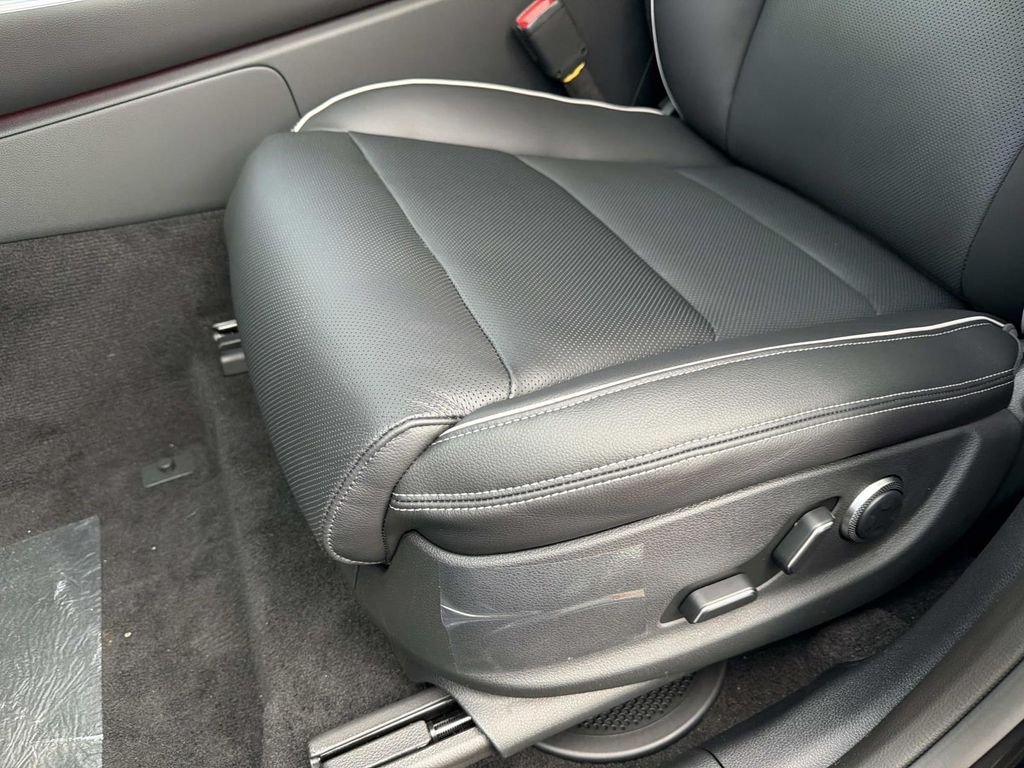 New 2026 Black Genesis 2.5T Advanced image 18