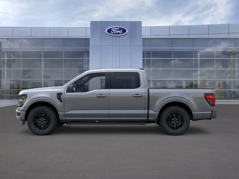 New 2026 Carbonized Gray Metallic Ford XLT image 3