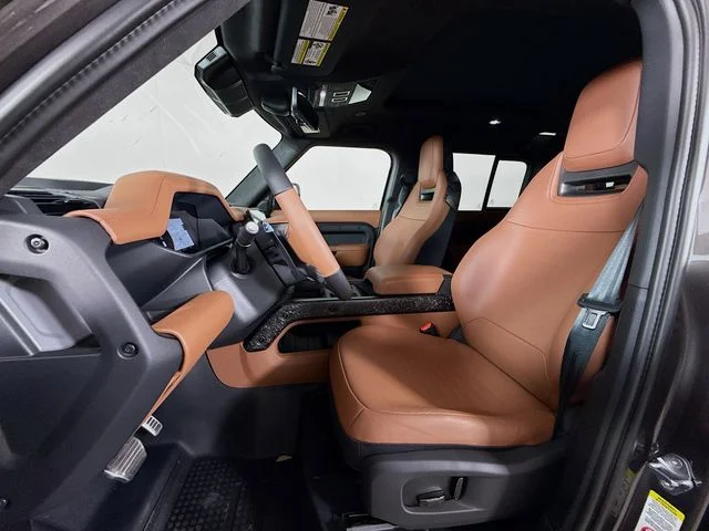 New 2026 Charente Grey Land Rover  OCTA image 11