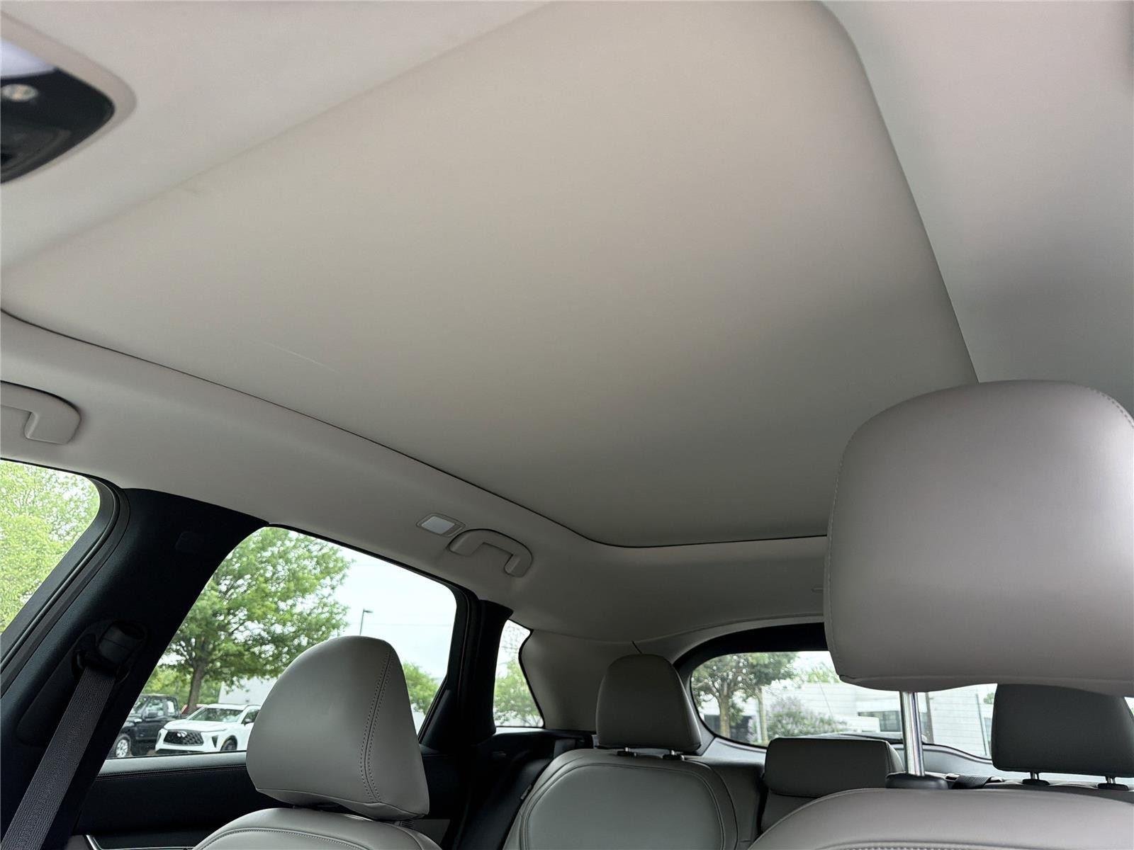 Used 2024 Graphite Shadow INFINITI LUXE image 11