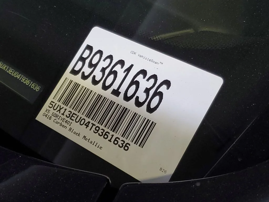 Used 2026 Black BMW sDrive40i image 27