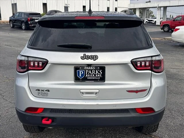 Used 2025 Silver Jeep Trailhawk image 10