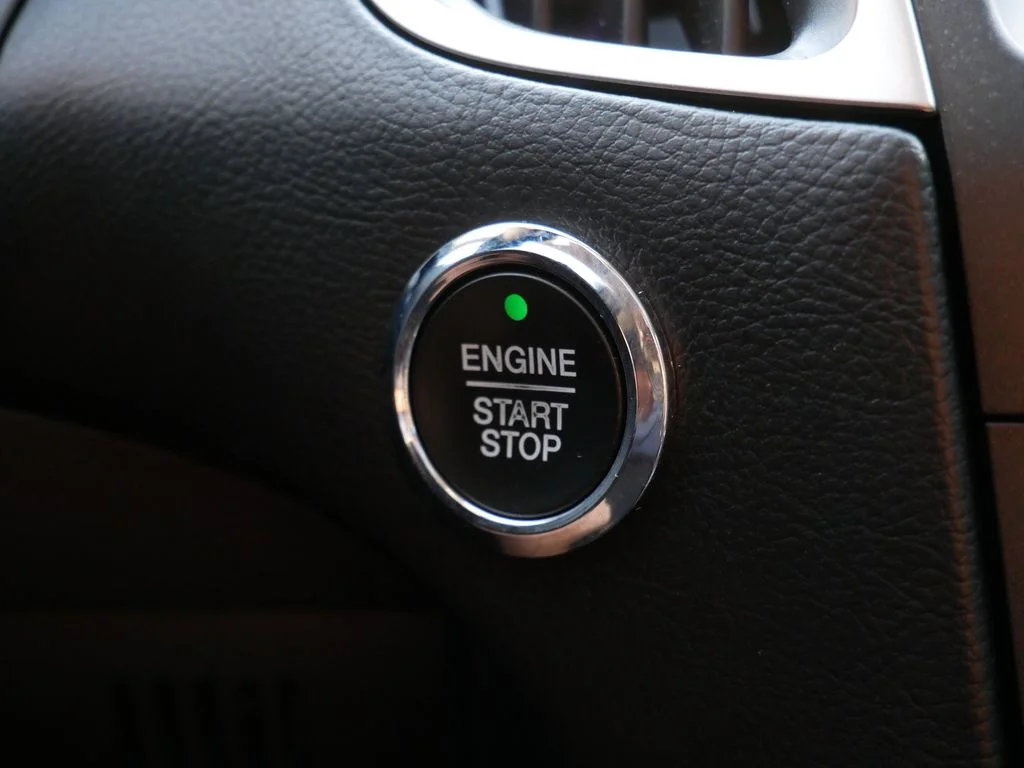 Used 2016 Blue Ford SEL image 25