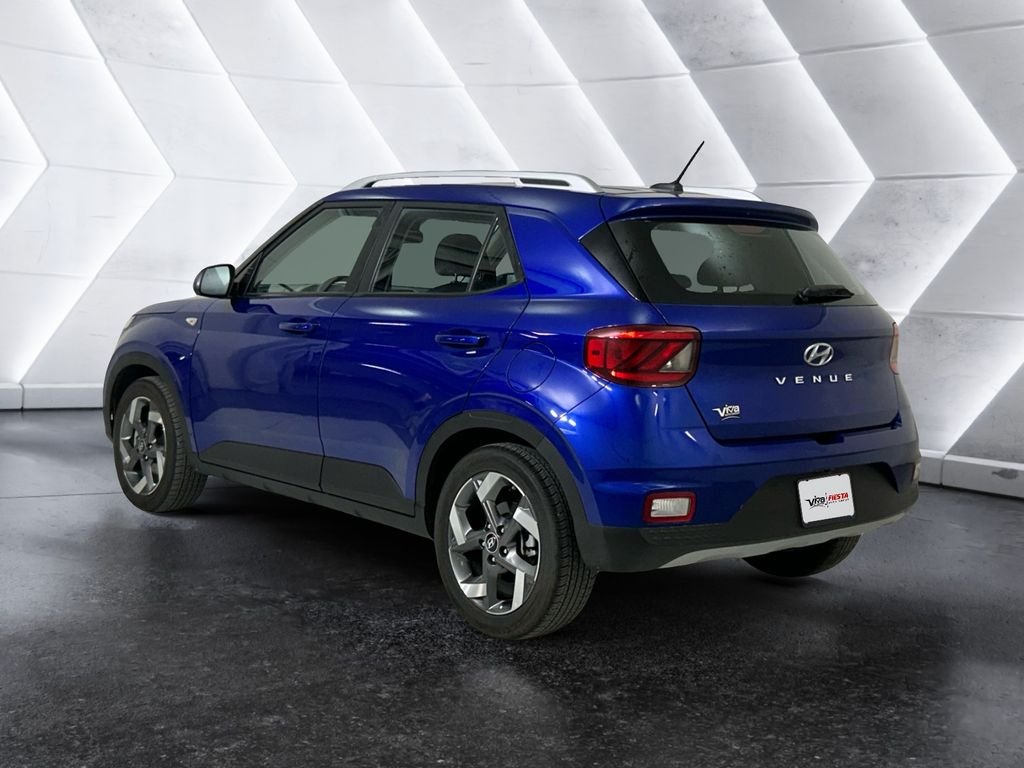 Used 2024 Blue Hyundai SEL image 6