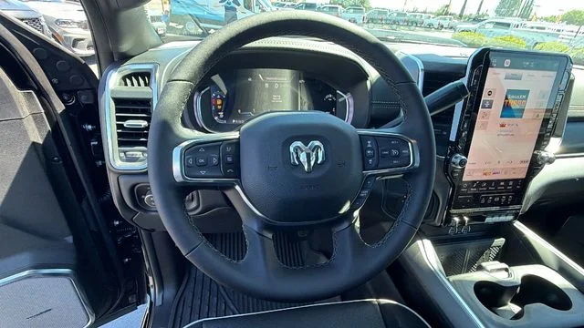 2026 RAM 3500 Laramie - Photo 27