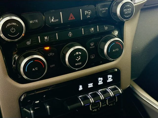 Used 2019 Red Ram Laramie image 16