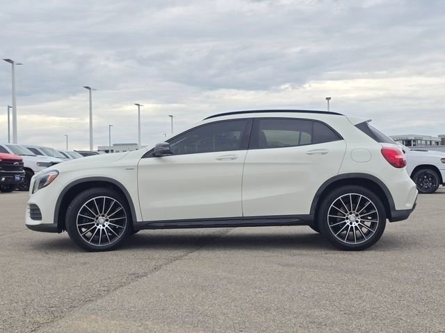 Used 2018 White Mercedes-Benz GLA 250 image 24