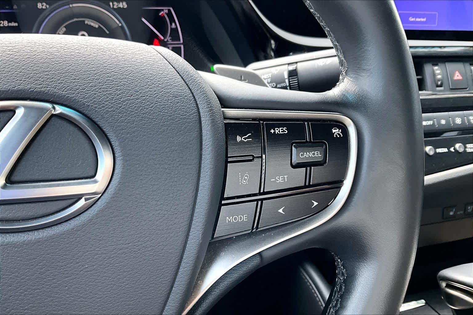 Certified Used 2025 Eminent White Pearl Lexus  image 25