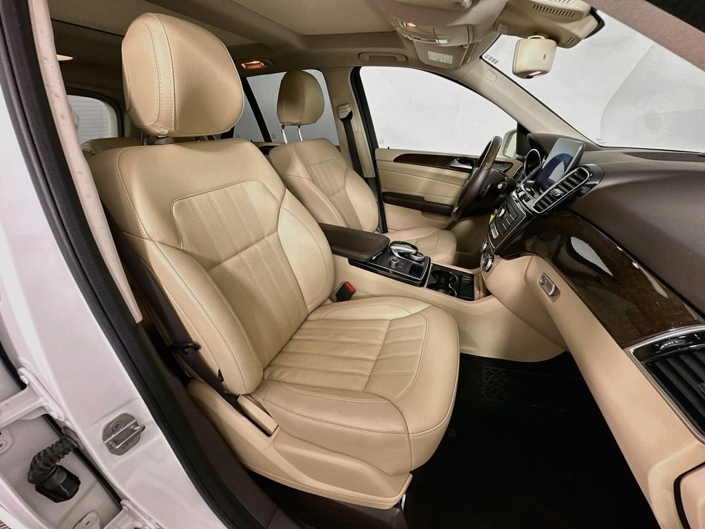 Used 2018 Polar White Mercedes-Benz GLE 350 image 29