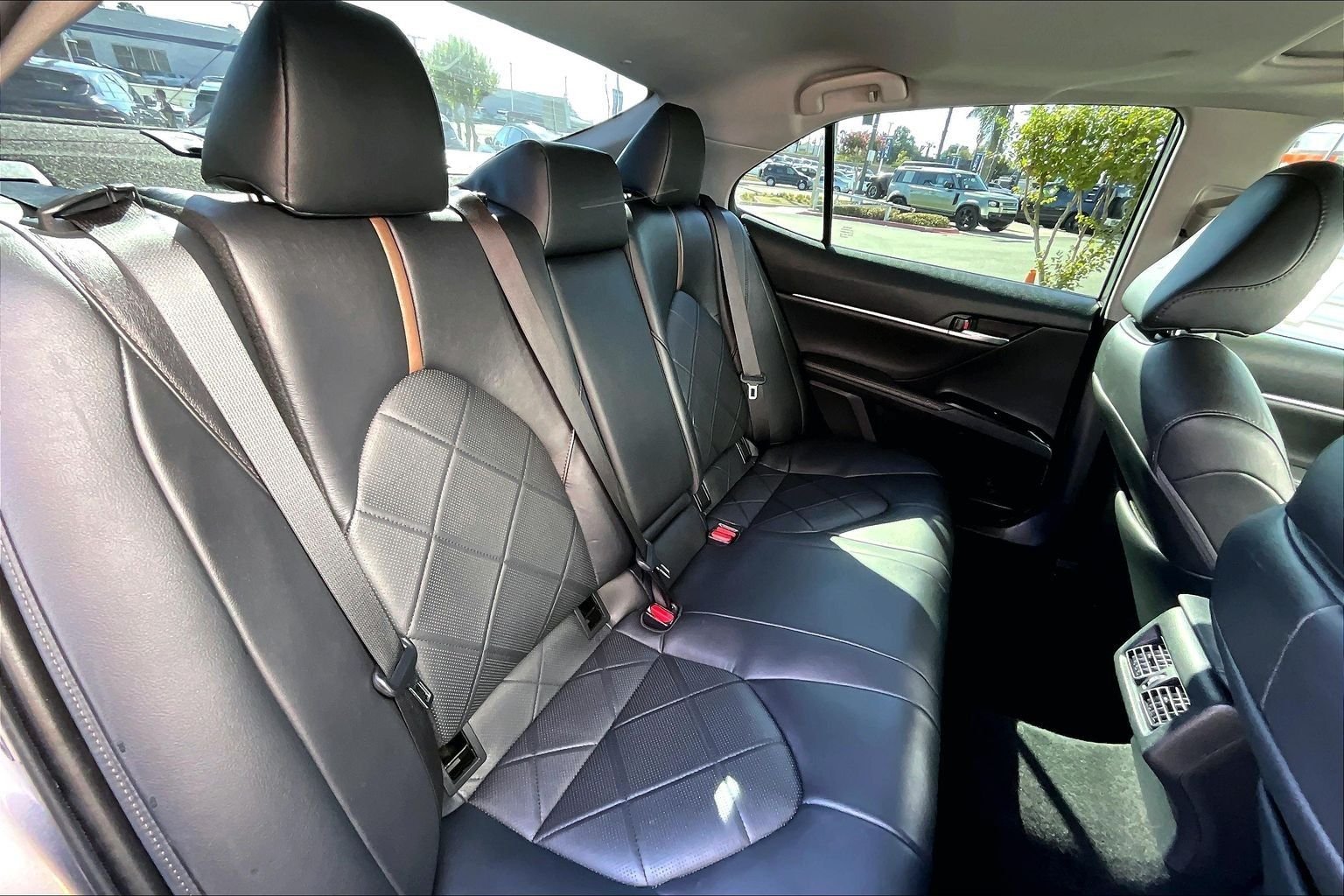 Used 2019 Gray Toyota XLE image 26